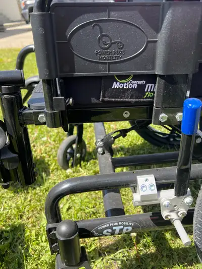 mobility chair like new rarely used