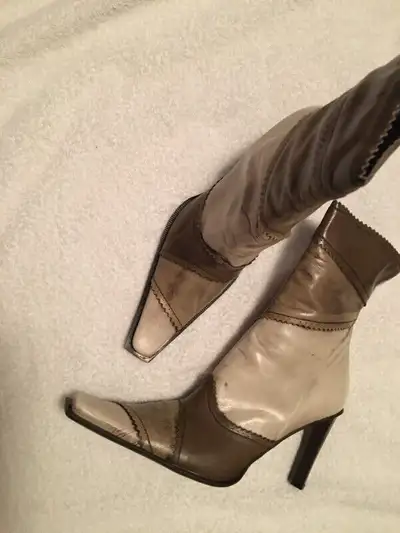 NEW VINTAGE LEATHER  BOOTS  NEW DANIER & MORE ITEMS, View more