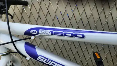 Vélo 24 pouces de marque supercycle, View more