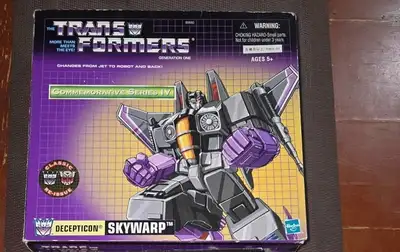 Transformers Commemorative Series Skywarp, View more