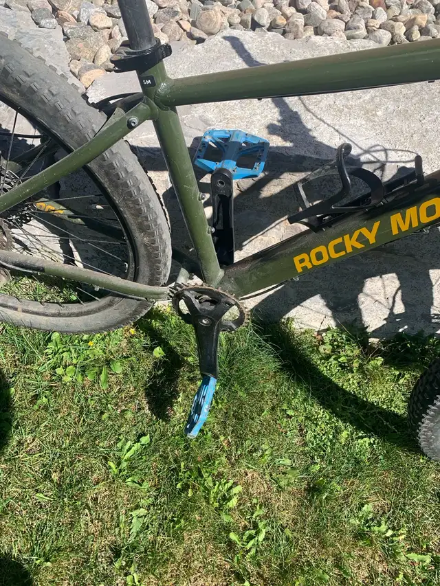 Rocky Mountain edge in Mountain in Kawartha Lakes - Image 7