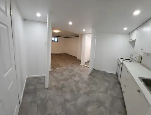 ## (FR) Studio (2 ½) tout inclus à Montréal-Ouest – Disponible le 1er juillet 2026 **Loyer : 975 $/m...