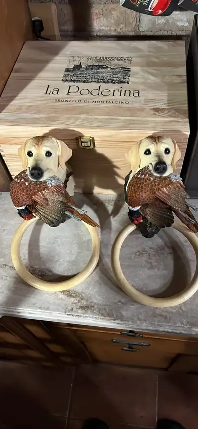 Towel Holders/Single Ring #51467 TR Yellow Labrador with Pheasant. Home accent collection . Very goo...