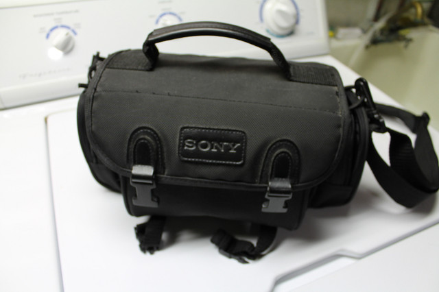 Sony Camcorder Camera Bag in Cameras & Camcorders in Kitchener / Waterloo