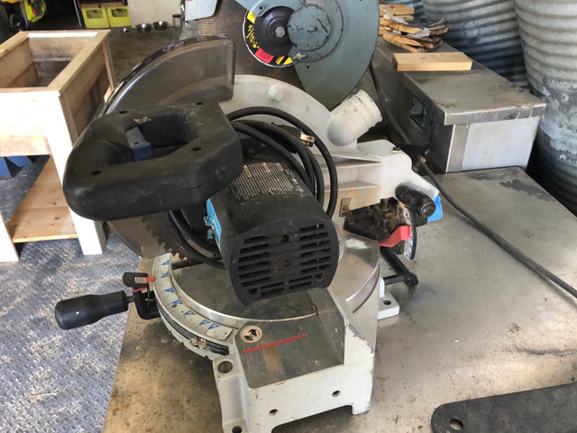 10” Shop mate miter saw in Power Tools in La Ronge - Image 2