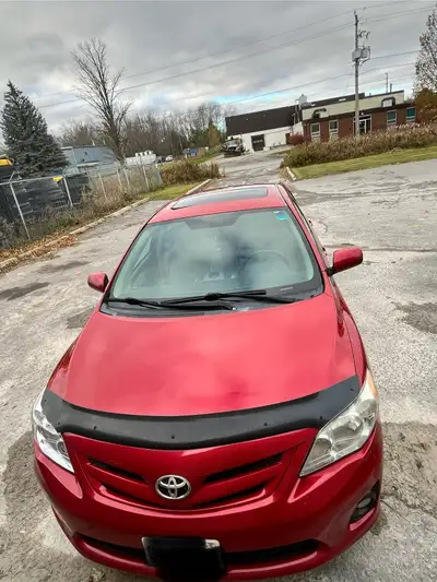 Low km 186000km Some cosmetic issues Push button Heated seats No rust Good on gas Sun roof Cruise co...