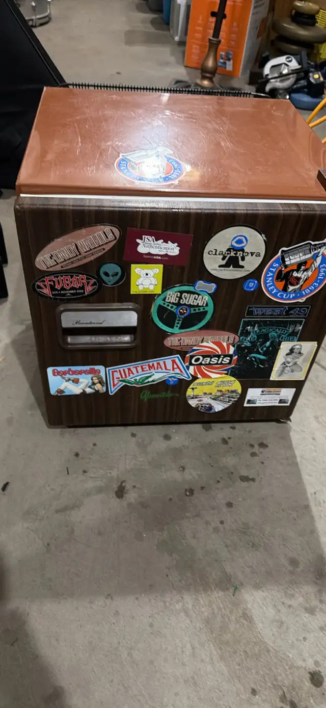 Brentwood Mini Fridge561546475099934721