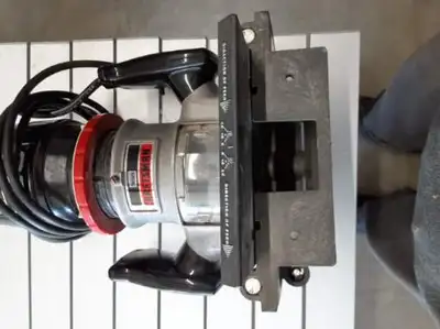 Craftsman router with removeable base Model 315.17560 Asking $560