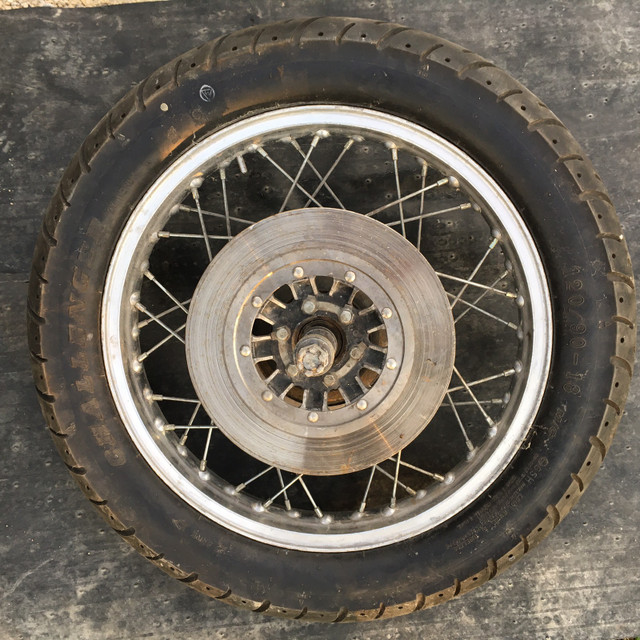 Front Michelin 3.25/19 motorcycle front tire w rim from Yamaha in Motorcycle Parts & Accessories in Winnipeg - Image 4