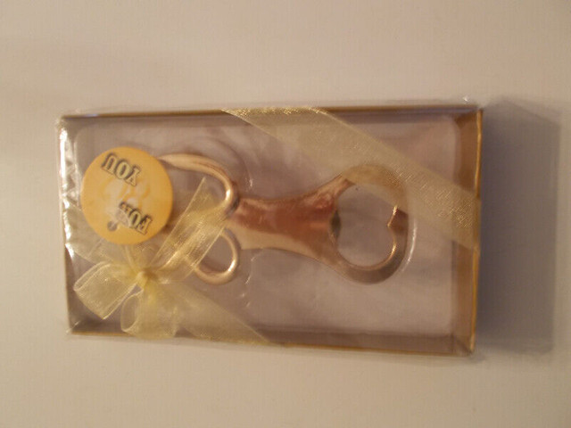 Gold Bottle Opener 80th Birthday /Anniversary - 45pcs BNIB in Jewellery & Watches in Stratford - Image 3