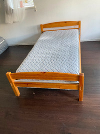 SOLID WOOD TWIN BED + MATTRESS