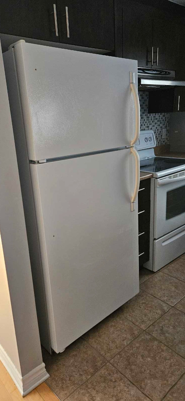 Réfrigérateur dans Réfrigérateurs  à Laval/Rive Nord