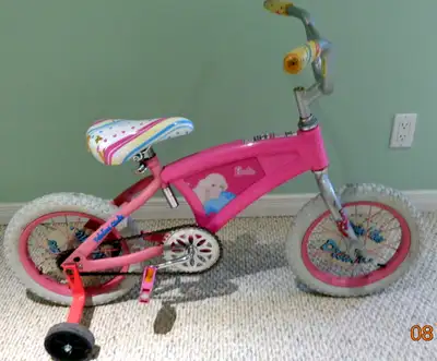 14 Inch Toddlers Bike (Dynacraft Barbie) with Training Wheels, View more