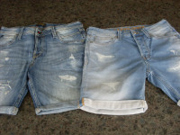 Short Jeans Jack & Jones taille 29 - 30 comme neuf 25$ Chacun