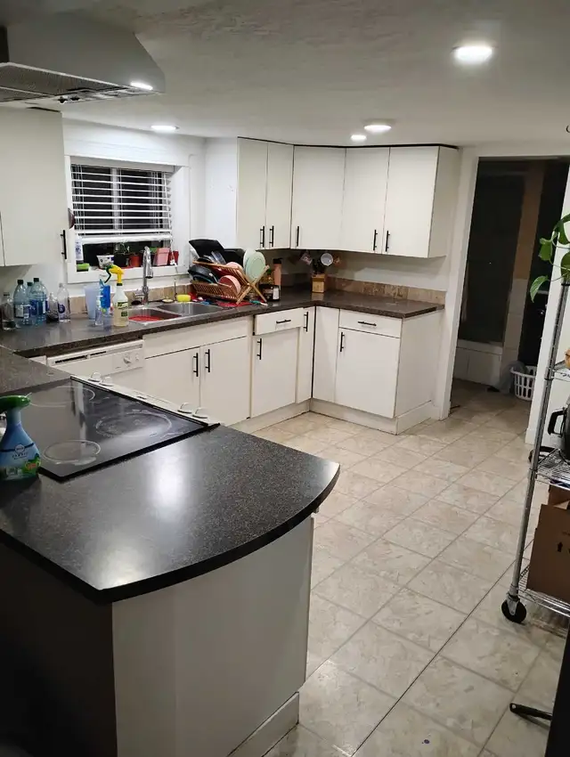 Room for rent  in Room Rentals & Roommates in Kelowna - Image 6