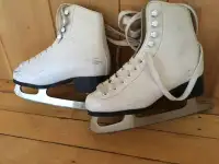 patins blancs grandeur 13 J