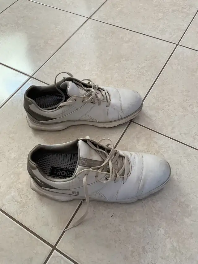Golf Shoes in Golf in Ottawa - Image 4