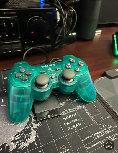 Cleaned and tested and everything is working properly, in good condition only minor scratches.
