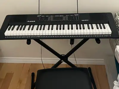keyboard for sale , seat , original box, View more