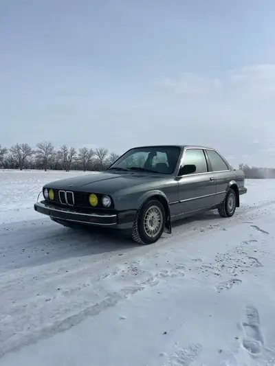 This car is in great condition! Selling my ‘84 e30 325e with the 5 speed manual. The body is super s...