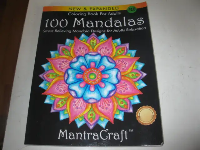 Album à colorier  et Mandala - 3 in Hobbies & Crafts in Québec City - Image 4
