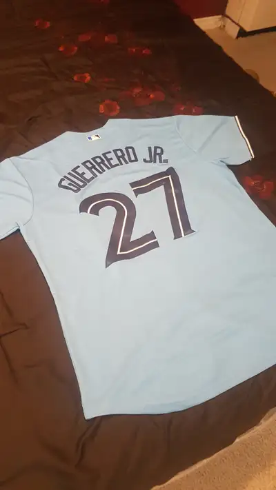 (Brand New)Toronto Blue Jays Vladimir GuerreroJr Stitched XL, View more