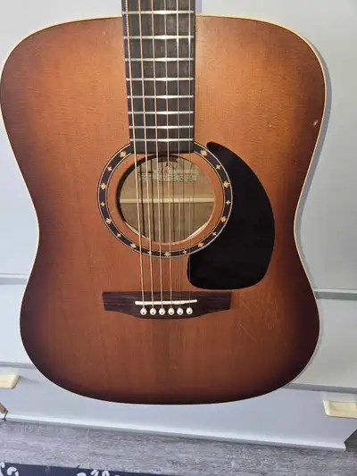 NORMAN B18 - CANADIAN ACOUSTIC GUITAR. , View more