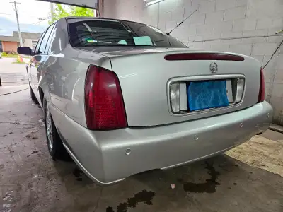 For sale is my 2002 Cadillac DeVille DTS 165892km 4.6L V8 Excellent shape, no accidents, oil sprayed...