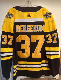 Patrice Bergeron Boston Bruins jersey (Brand New) XL