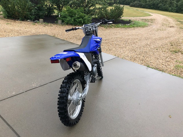 Yamaha 230 TTR Dirt Bike Like New in Dirt Bikes & Motocross in Edmonton - Image 2