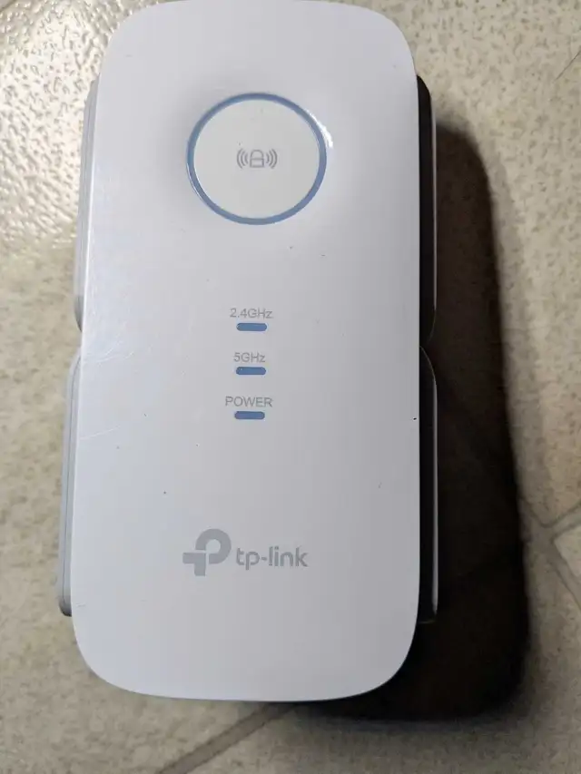TP-Link AC2600 in Networking in City of Toronto - Image 2