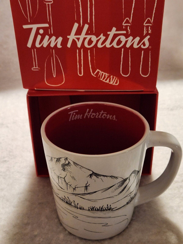 Tim Hortons Hockey Mug in Arts & Collectibles in Dartmouth - Image 2