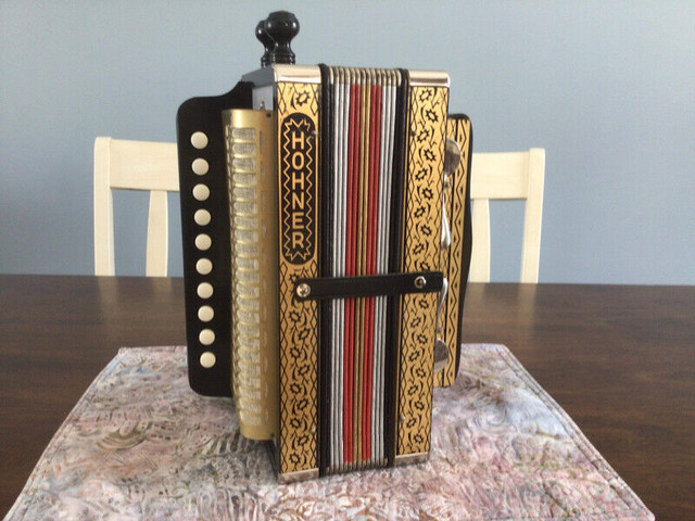Hohner HA-112 Accordion C For Sale in Pianos & Keyboards in St. John's - Image 3
