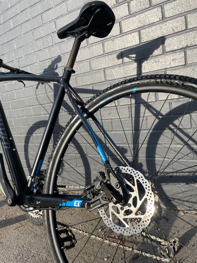  Specialized Crossrail Elite Disc  in Mountain in City of Toronto - Image 2