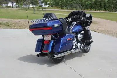 Beautiful bike in mint shape, always stored in heated garage, regular services. New tire on the fron...