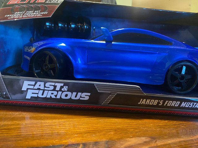 Fast & Furious Ford Mustang GT toy car  in Toys & Games in Burnaby/New Westminster - Image 2