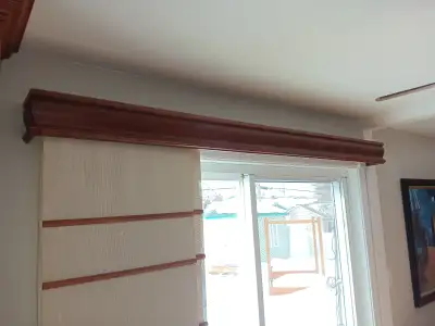 Cantonnière en bois pour porte patio et fenêtre, View more