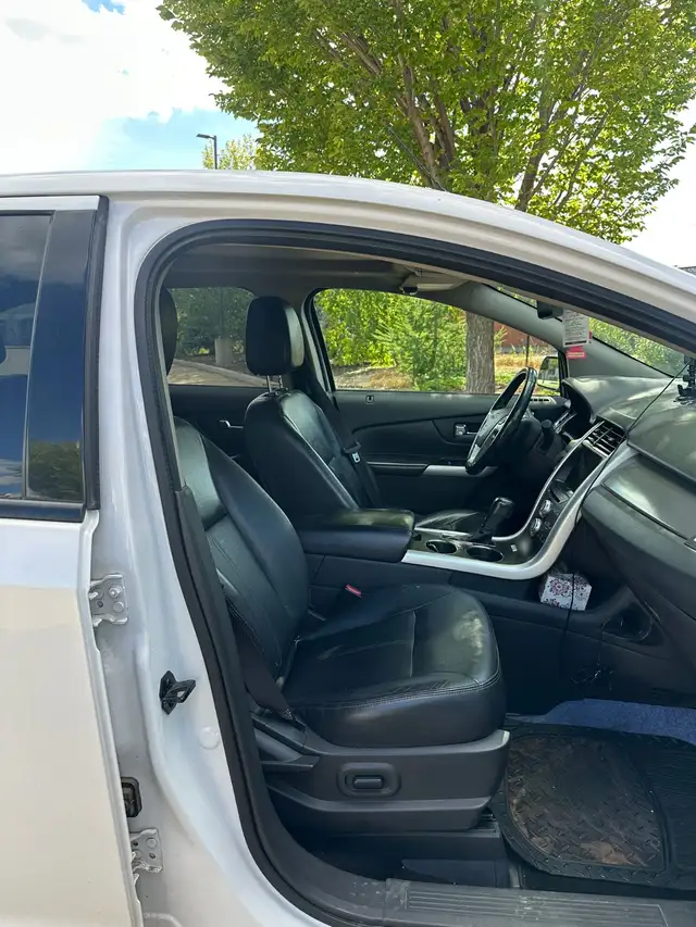 Ford Edge SUV563818468098058242