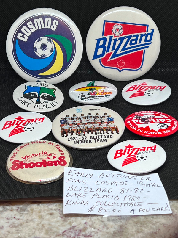10 early soccer pins, blizzards Cosmo kinda collectible in Arts & Collectibles in Mississauga / Peel Region