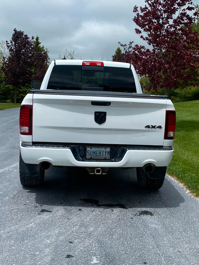 2018 Dodge Ram 5.7 Hemi in Cars & Trucks in Barrie - Image 4