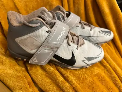 BASEBALL CLEATS Nike Trout Used for a season size 10.5