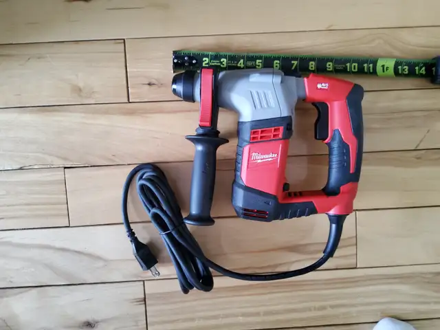 MILWAUKEE SDS ROTARY PLUS HAMMER DRILL KIT in Power Tools in Kingston - Image 4