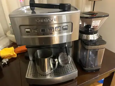 Classic 15bar semi-automatic espresso machine+grinder LIKE NEW!, View more
