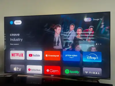Selling 4K TV and Soundbar Pick up only
