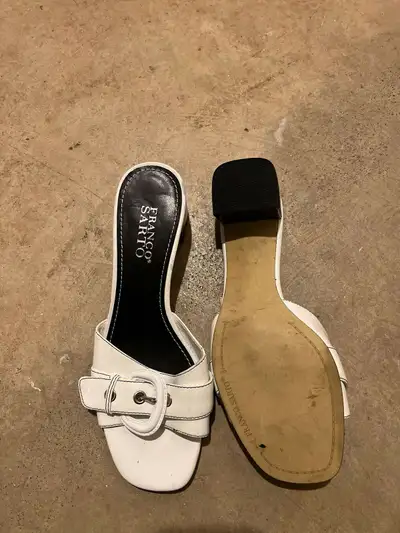 Woman shoes size 8.5, View more