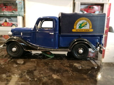 1:24 Diecast Sunnyside Ltd 1937 Ford Pickup Sunny Farm Delivery, View more