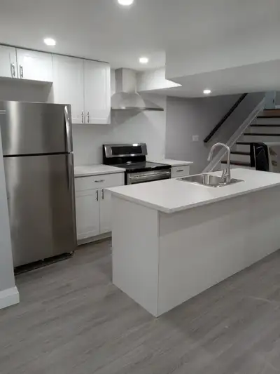 BEAUTIFUL, RECENTLY RENOVATED 2 BED, 1 BATH APARTMENT AVAILABLE FOR JULY 1st, 2026. This charming, r...