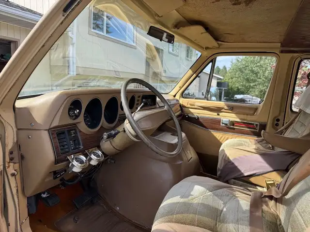 1981 Dodge RAM B350 Royal Okanagon Camper Van in Travel Trailers & Campers in Comox / Courtenay / Cumberland - Image 8