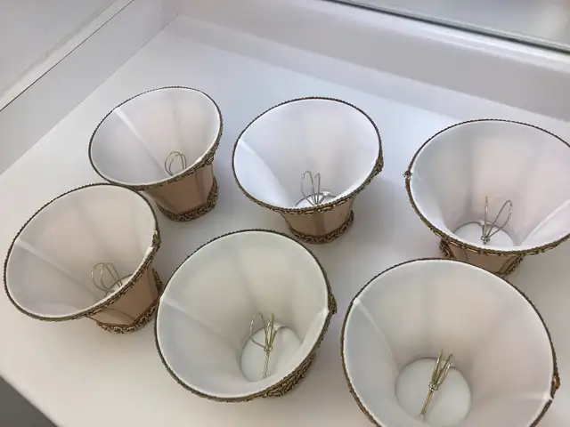 6  CHANDELIER  LAMPSHADES in Indoor Lighting & Fans in City of Toronto - Image 3