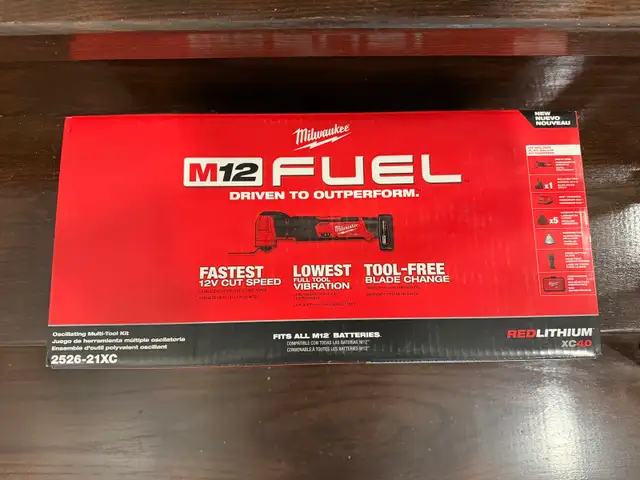 Milwaukee M12 MultiTool kit 